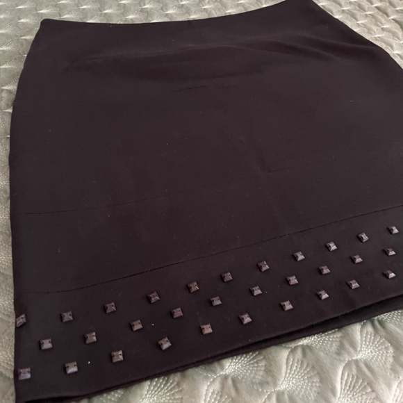 Black skirt - Picture 2 of 4